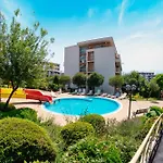 Apartamento Imperial And Crown Noks Grand