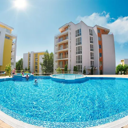 Imperial And Crown Noks Grand