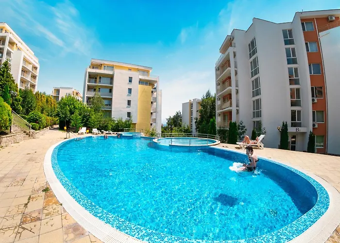 Imperial And Crown Noks Grand Apartamento